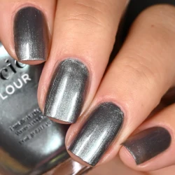 Lakier do paznokci Cuccio Colour Giggle Water nr 1352 13ml