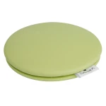 Poduszka pod łokieć Ülka z zielonej ekoskóry